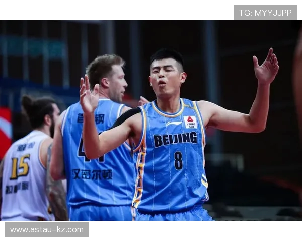 乌斯塔里扑点救主 + 8 次扑救创纪录 迈阿密空霸难破局暴露致命短板(1)